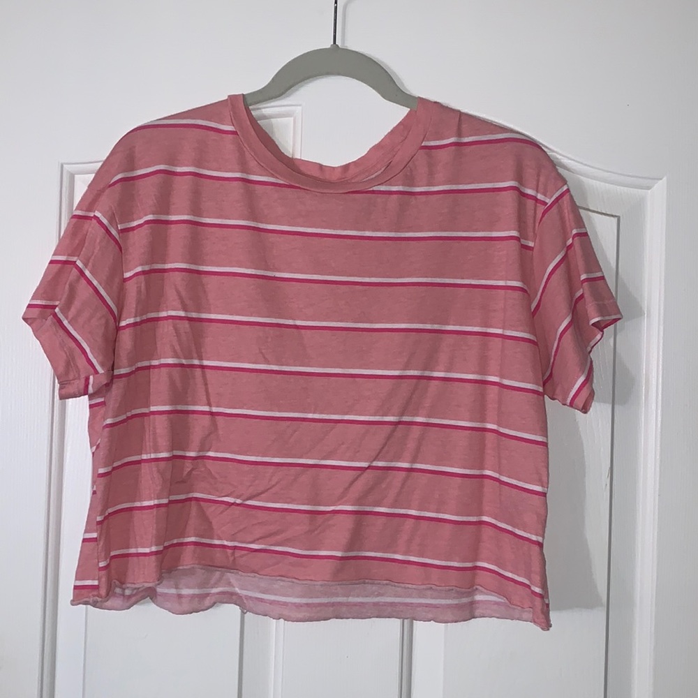 victoria secret pink t-shirt